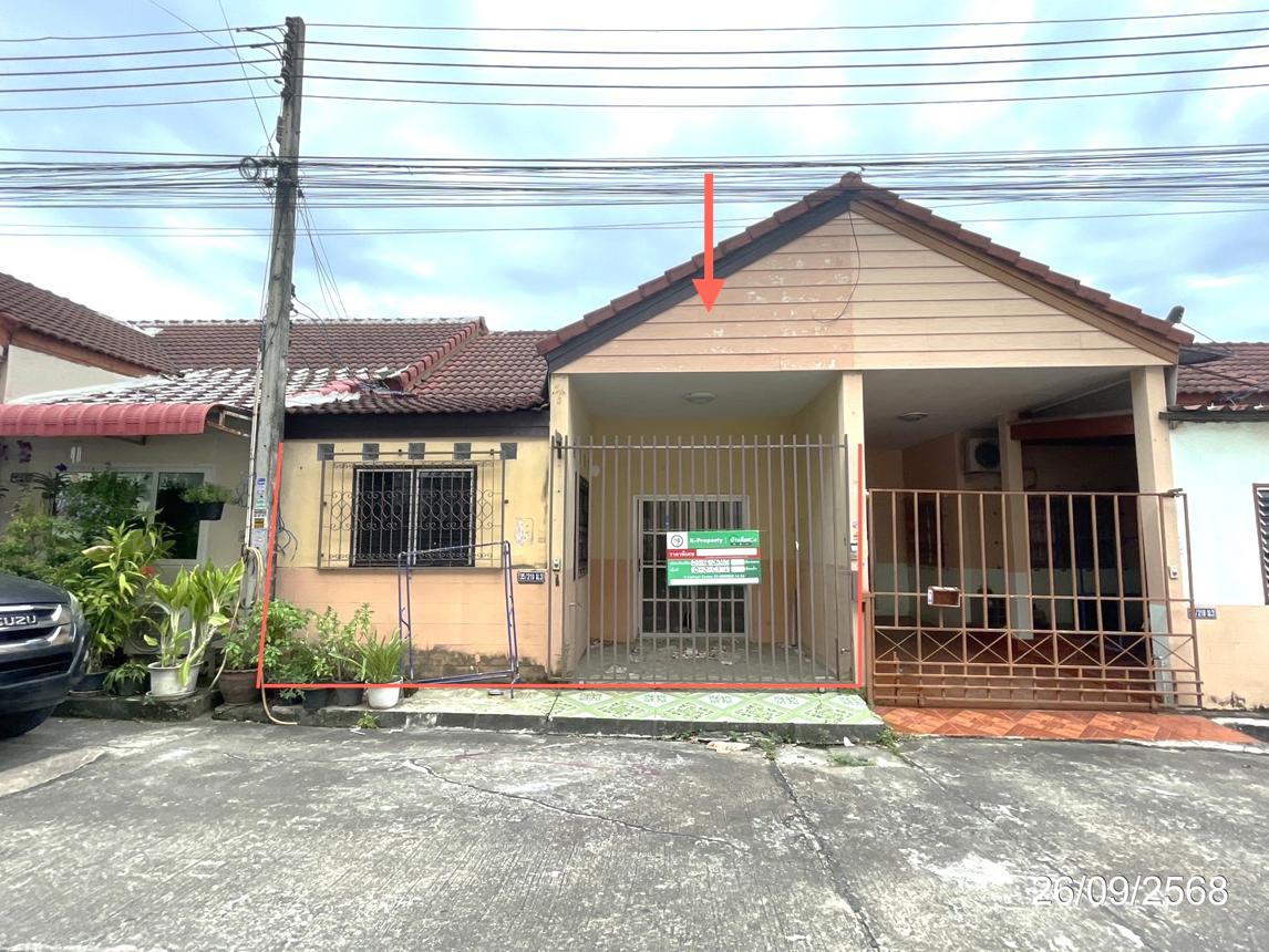 Townhouse in Pluak Daeng, Rayong