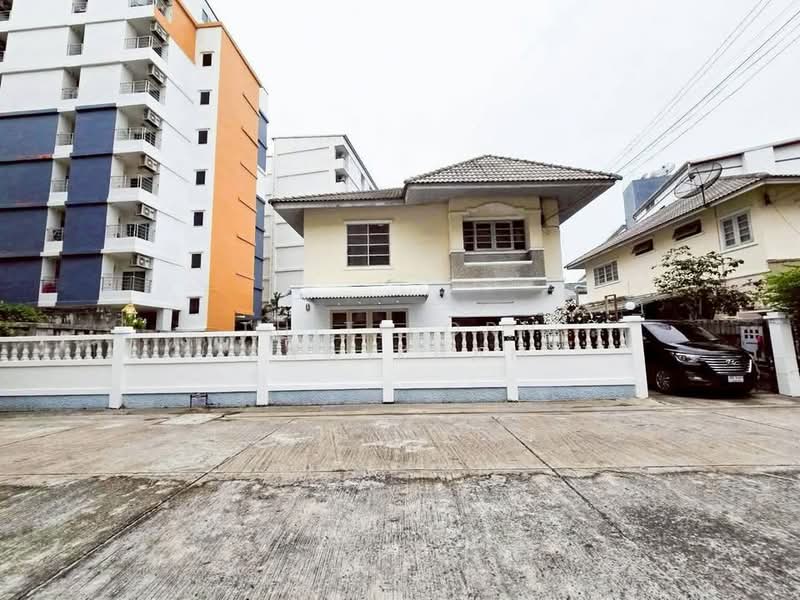 4-BR House, Chon Buri (Pattaya)