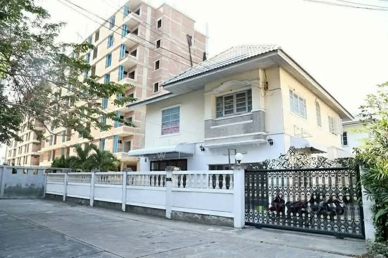 4-BR House, Chon Buri (Pattaya)