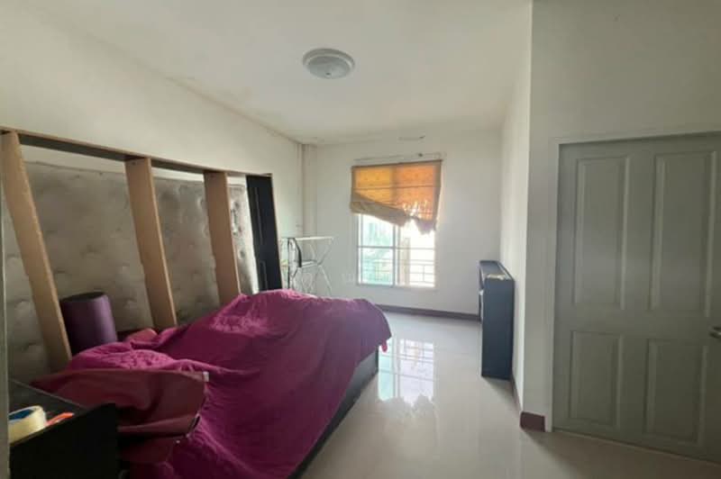 Baan Klang Muang Ladprao 71 Project 2, Bangkok