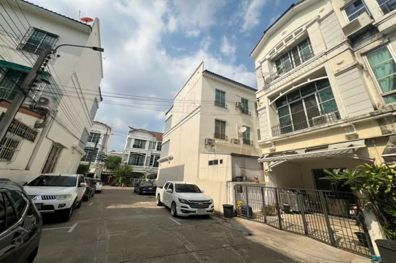 Baan Klang Muang Ladprao 71 Project 2, Bangkok