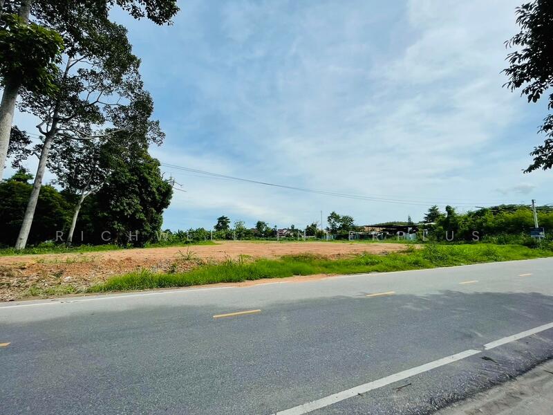 Land for sale, filled in, area 2 rai, next to Khao Phai Road, Soi 4,, Rayong
