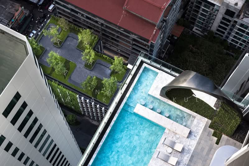 The Edge Sukhumvit 23, Bangkok