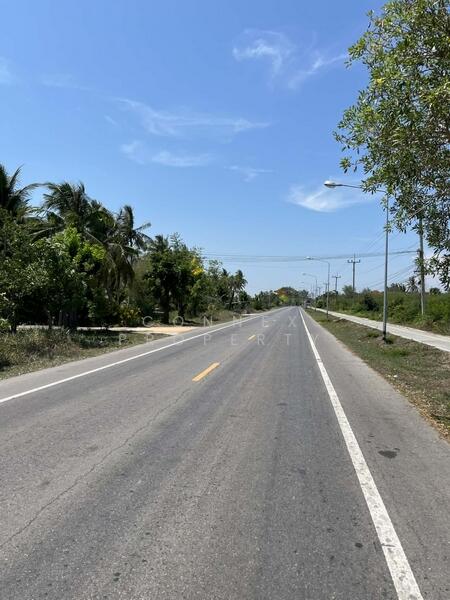 Prime Beachfront Land for Sale – 42-2-78 Rai, Phetchaburi