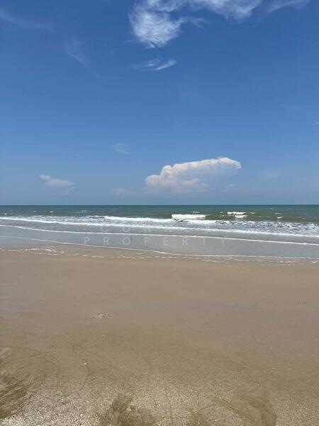 Prime Beachfront Land for Sale – 42-2-78 Rai, Phetchaburi