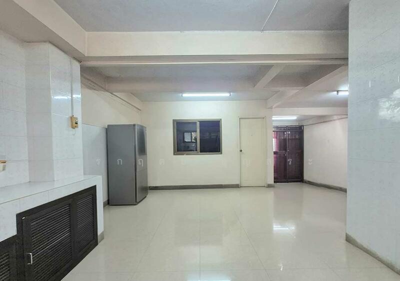 ตึก 4 ชั้น 2 คูหา ซอยเจริญกรุง109 ย่านบางคอแหลม, Bangkok