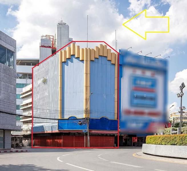 ตึก 4.5 ชั้น 5 คูหา มีดาดฟ้า (ห้องมุม) วงเวียนโอเดียน ซอยเยาวราช 3, Bangkok
