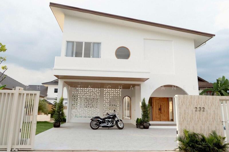 Pool villa house for sale @saraphi near 89 plaza 3 km., Chiang Mai