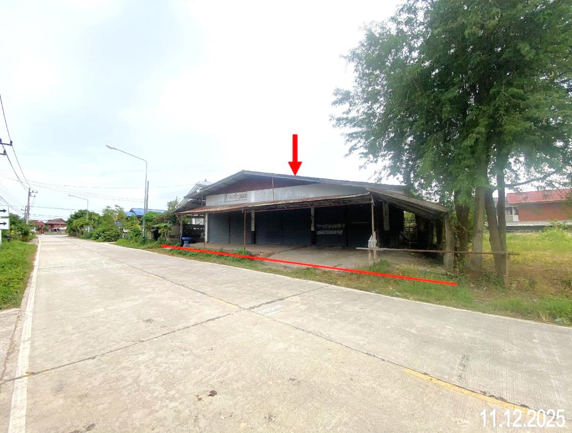 Single Detached House Two
Located in Phrae Province, this two-story single detached house is nestled in a serene and peaceful environment, perfect for those seeking a tranquil retreat from the hustle and bustle of city life.