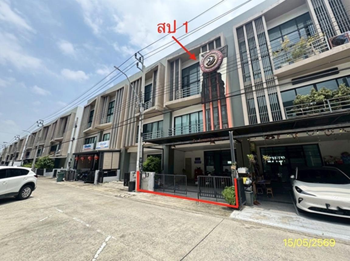 ทาวน์เฮ้าส์ เวร่า บิสเน็ท ร่มเกล้า-สุวรรณภูมิ ลาดกระบัง กรุงเทพมหานคร