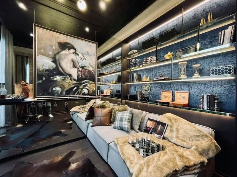 LAVIQ Sukhumvit 57, Bangkok