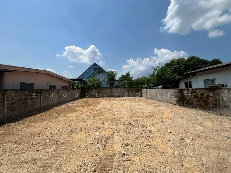 Land for sale in Sriracha, opposite Pruksachat 4 Village., Chon Buri (Pattaya)