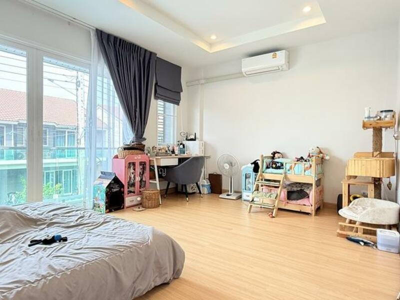 Novo Ville Puttasakor, Samut Sakhon