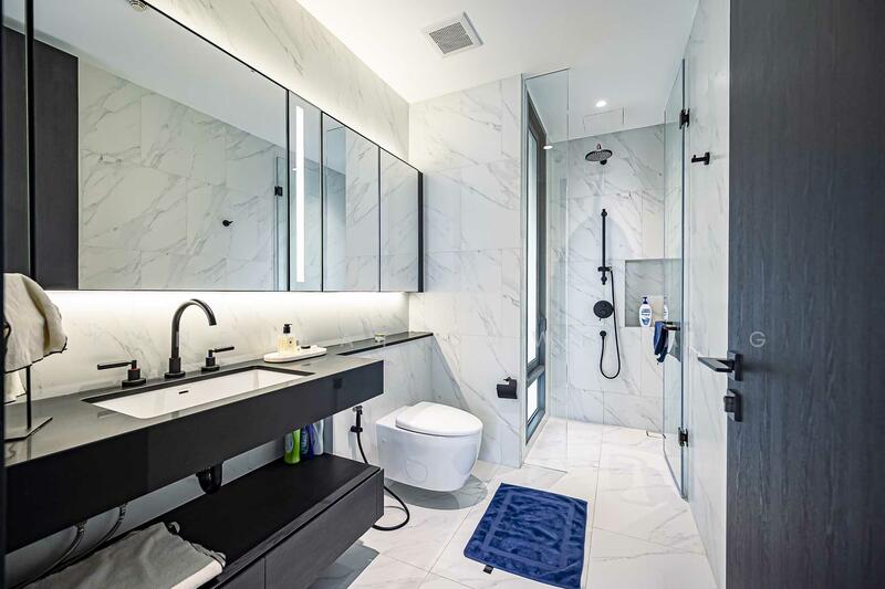 Tait Sathorn 12, Bangkok