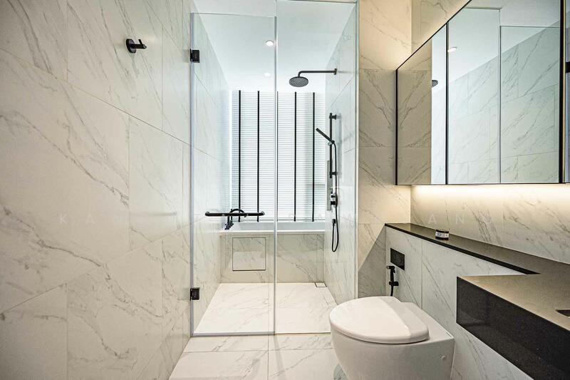 Tait Sathorn 12, Bangkok