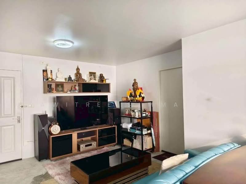 Condo One X Sathorn-Narathiwat, Bangkok