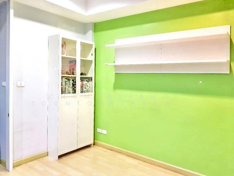 Thanapat Haus Sathorn - Narathiwas, Bangkok