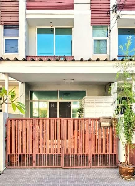 Thanapat Haus Sathorn - Narathiwas, Bangkok