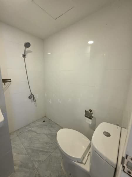 Floraville Condominium, Bangkok