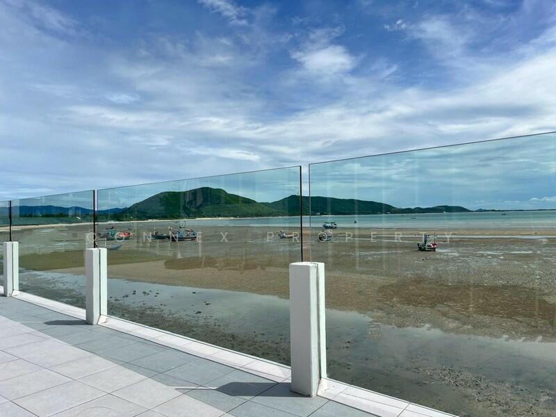 บ้านเดี่ยว 2 ชั้น พร้อมที่ดิน 265 ตรว. 2-storey detached house with 265 sq m of land., Prachuap Khiri Khan