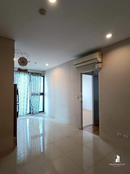 Villa Asoke, Bangkok