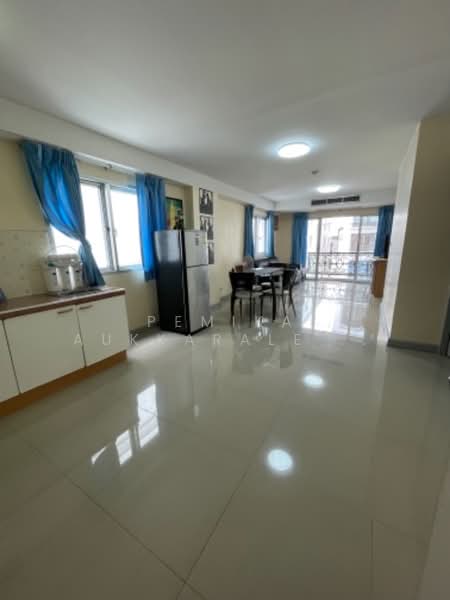 Brighton Place, Bangkok
