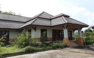 Land plot with building, Chang Rai, Rayong Province