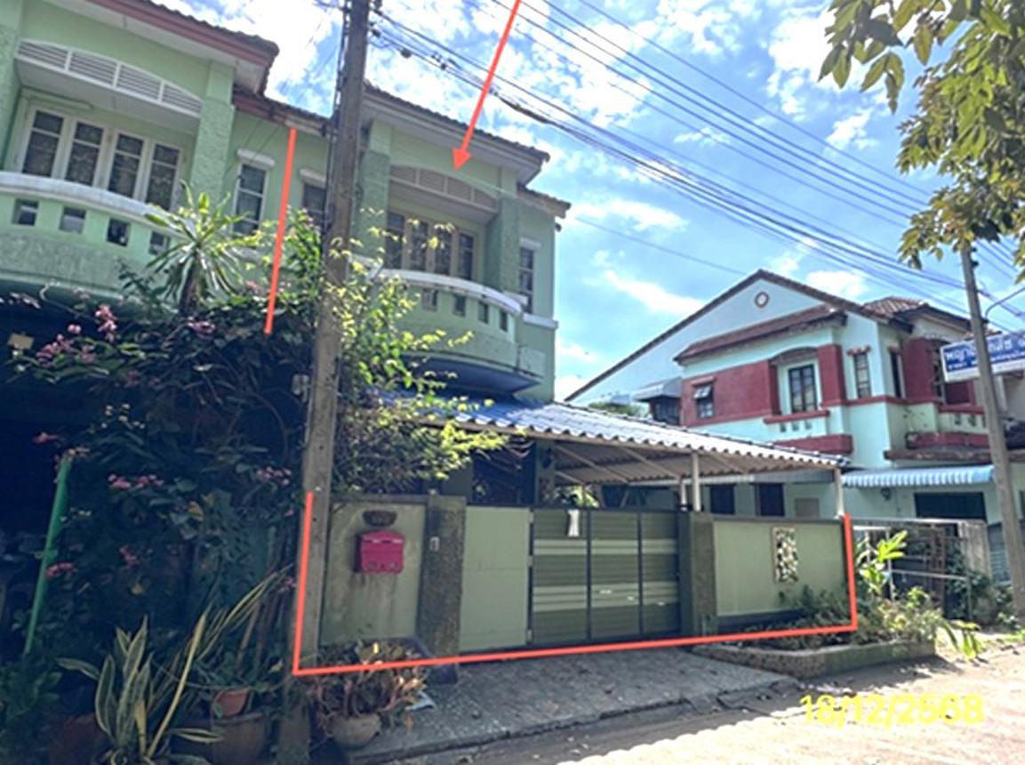 ทาวน์เฮ้าส์ บ้านปาริชาต เมืองปทุมธานี ปทุมธานี