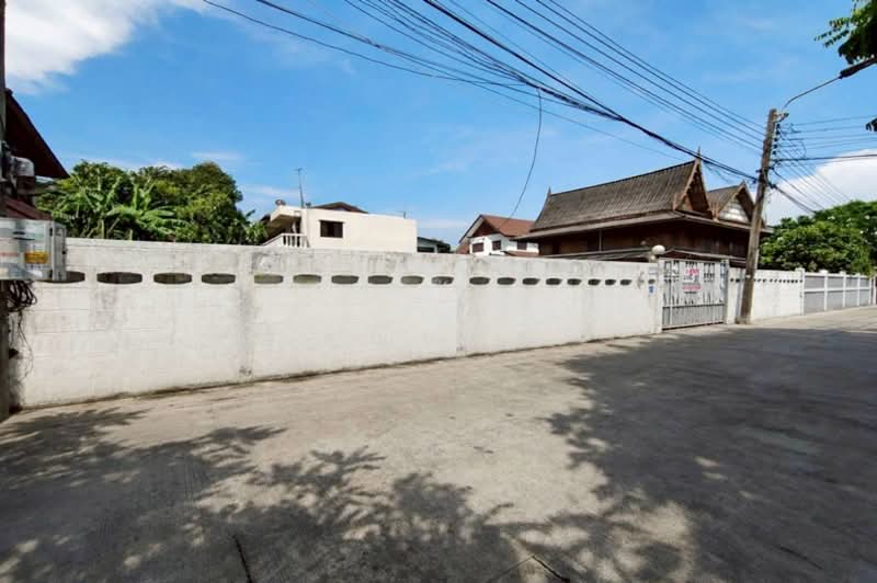ขายที่ดิน 51 ตร.ว. ถนนสุขุมวิท ซอยอมรเดช ปากน้ำ, Samut Prakan
