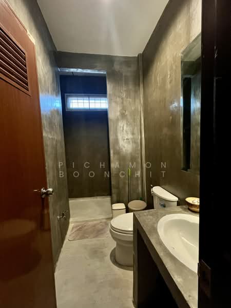 3-BR Townhouse, Bangkok