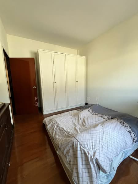 3-BR Townhouse, Bangkok
