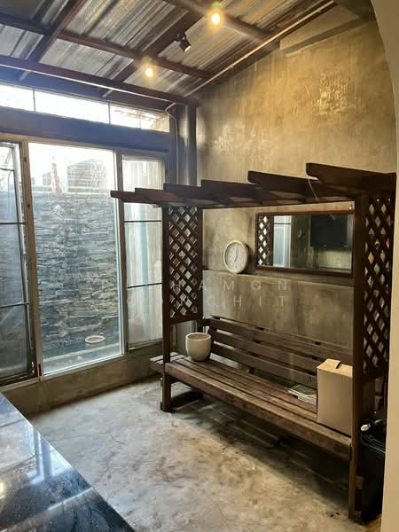 3-BR Townhouse, Bangkok