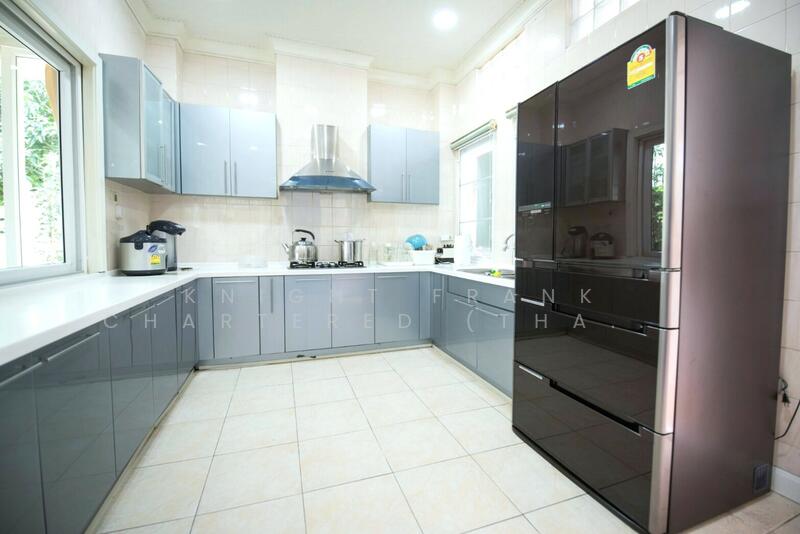 Single-detached house in Rama 9, Bangkok