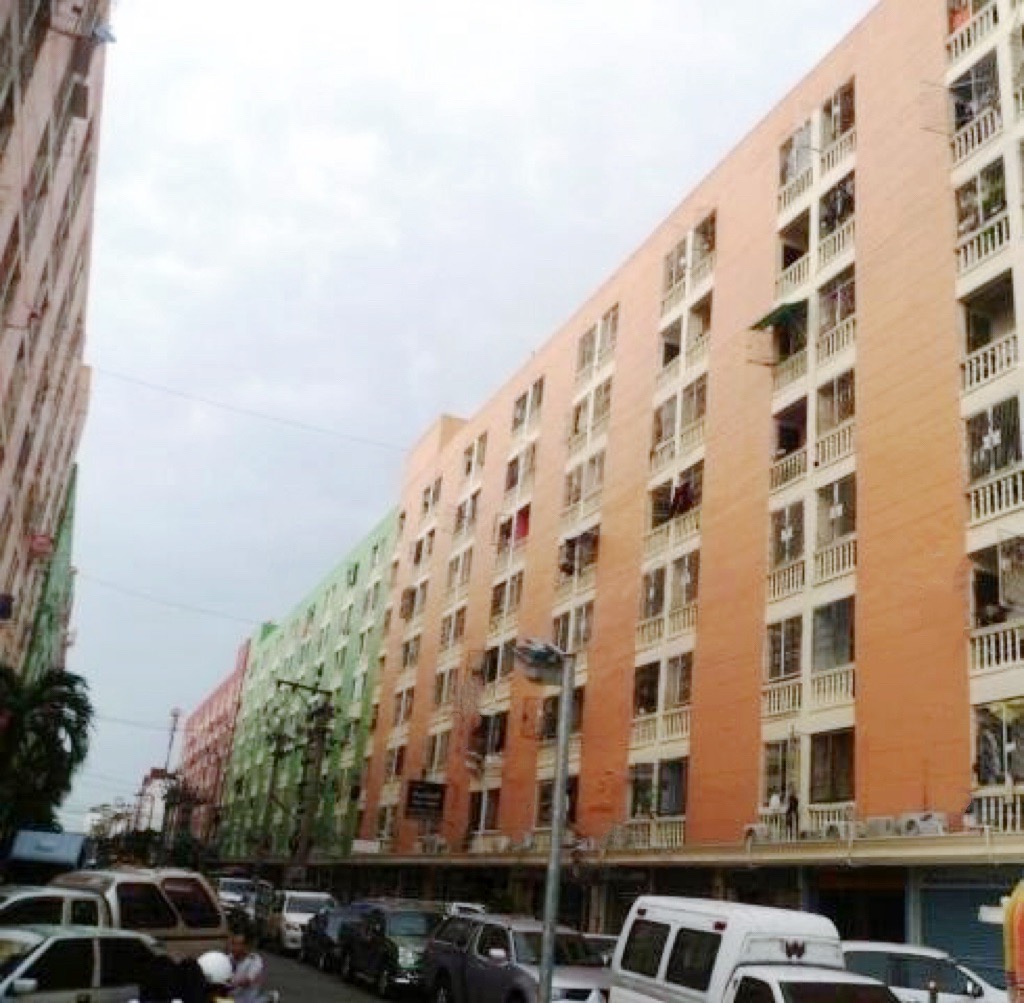 Yong Charoen Complex