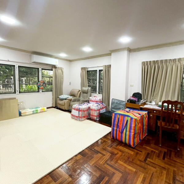 กฤษดานคร12 โซน1, Bangkok