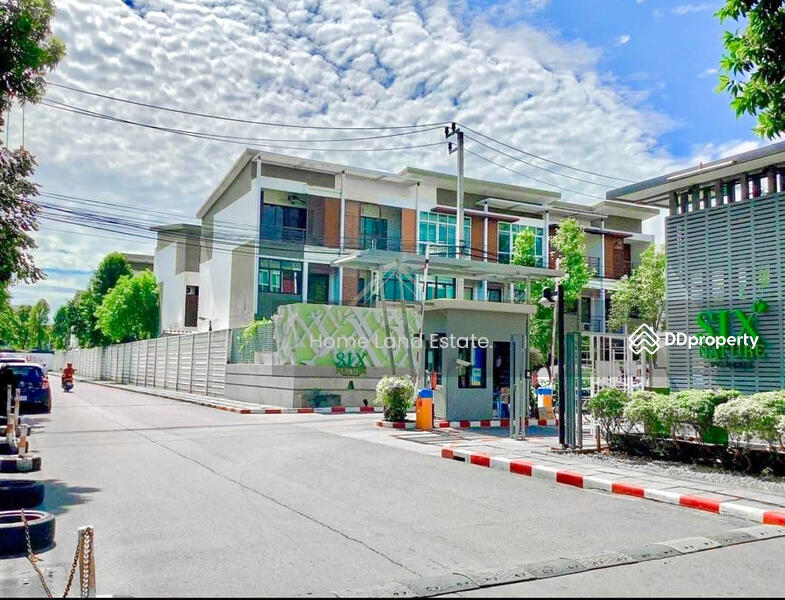 Sixnature Watcharapol, Bangkok
