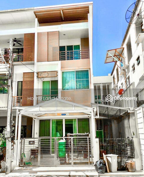 Sixnature Watcharapol, Bangkok