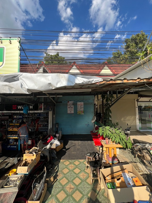 Commercial Townhouse, Outside the Project, Lamphun Town, Lamphun Province