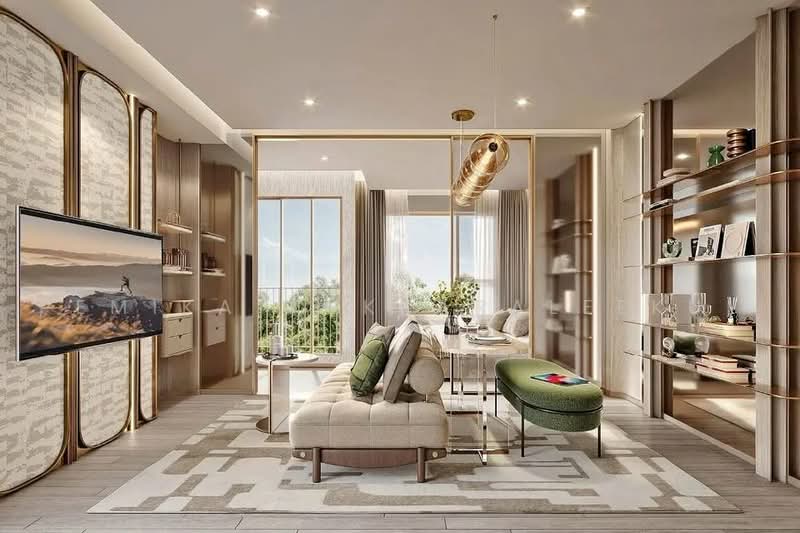 Life Sathorn-Narathiwas 22, bangkok