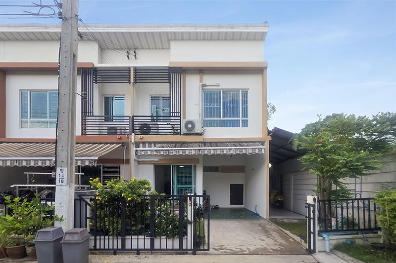 พลีโน่ ปิ่นเกล้า – ราชพฤกษ์, Nonthaburi