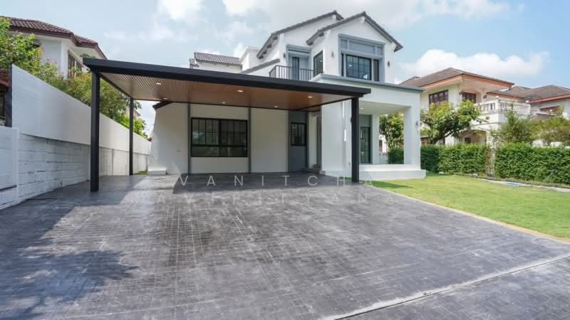 Ladawan Pinklao-Borommaratchachonnani, Bangkok