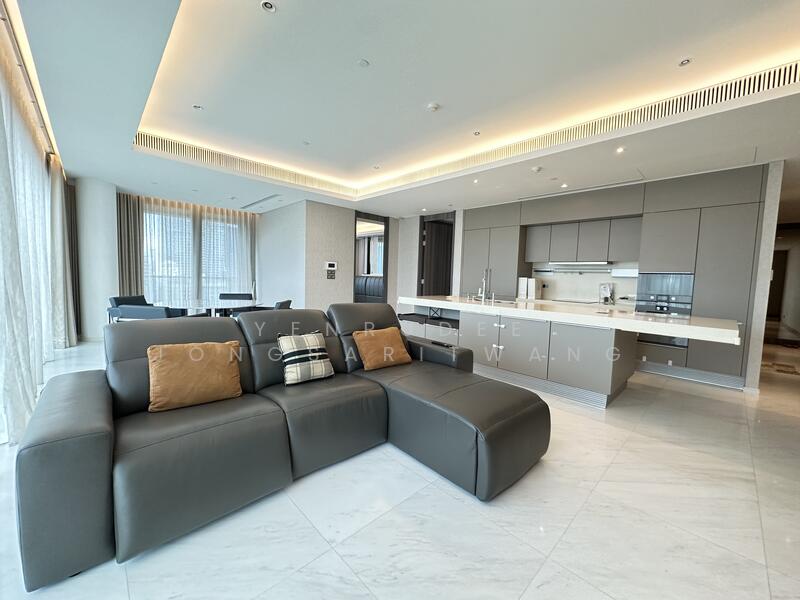Sindhorn Tonson, Bangkok