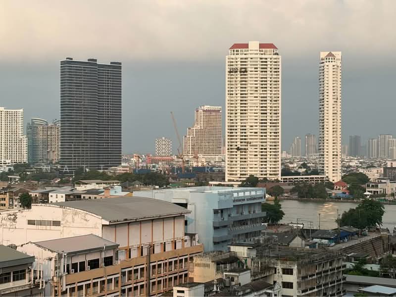 Rhythm Sathorn, Bangkok