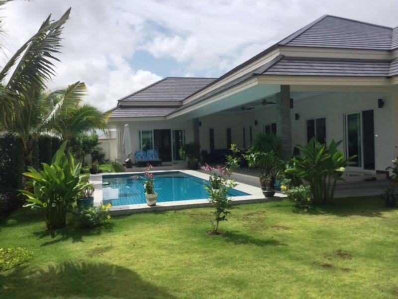 Hua Hin Luxury Pool Villa Near Palm Hills Golf, Prachuap Khiri Khan
