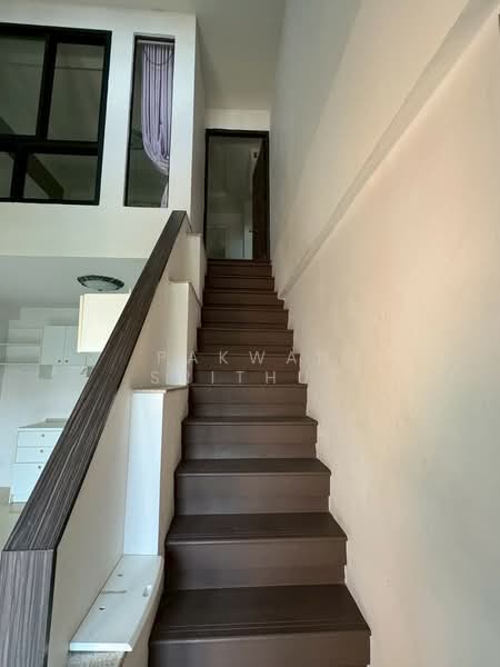 Champs Elysees Tiwanon, Nonthaburi
