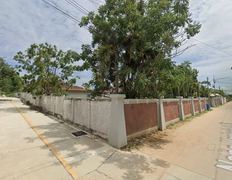 Land for sale in Pattaya, 192 sq.wa., corner plot, ideal for a luxury pool villa – premium, Chon Buri (Pattaya)