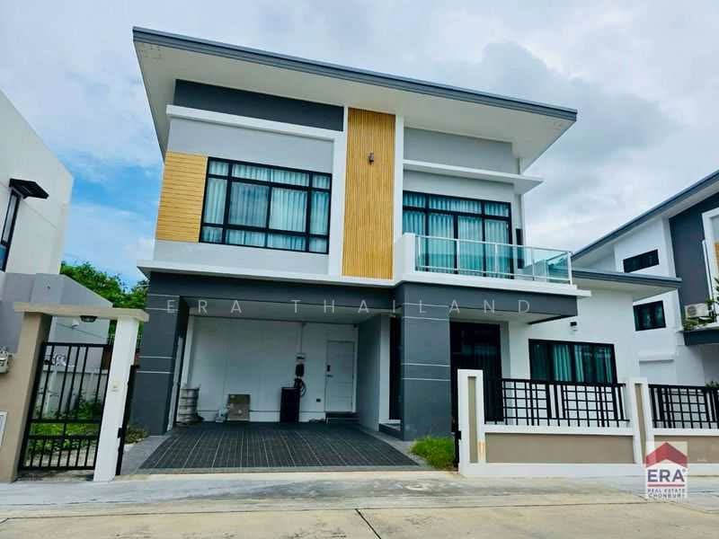 ไพรเวท33 (Private 33), Chon Buri (Pattaya)