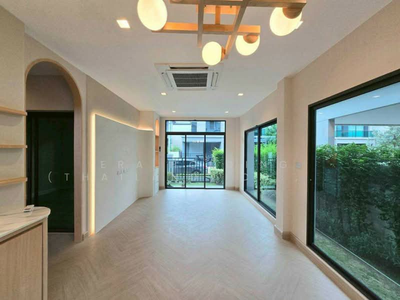Bangkok Boulevard Rama 5, Nonthaburi
