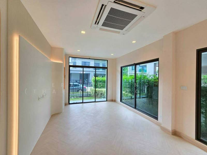 Bangkok Boulevard Rama 5, Nonthaburi