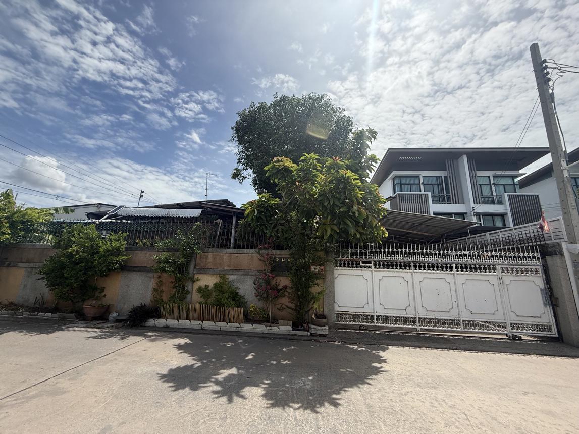 Single-Family Home, Bang Kapi, Bangkok